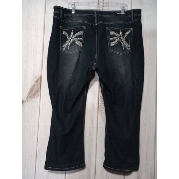 Red Rivet Jeans Ladies‎ 20W Detailed Pocket Straight Leg - Picture 2 of 8